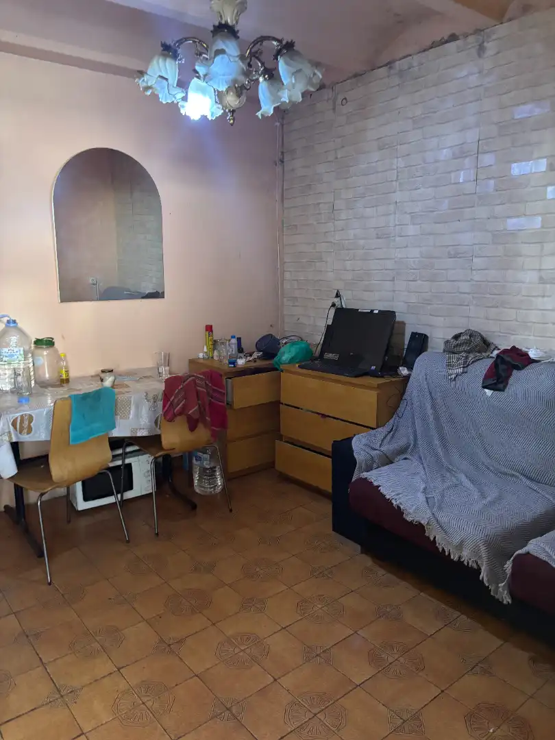 Schlafzimmer von Wohnung zum Verkauf in Badalona mit Ofen