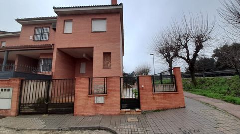 Foto 3 de Casa adosada en venda a Calle del Cercado Rosario, 2, Chapinería, Madrid