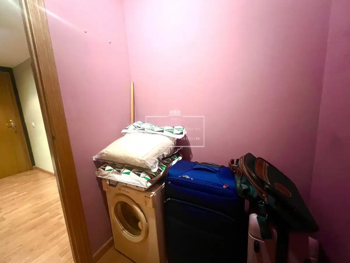 Habitación de Piso en venta en Castellón de la Plana / Castelló de la Plana con Aire acondicionado, Calefacción y Terraza