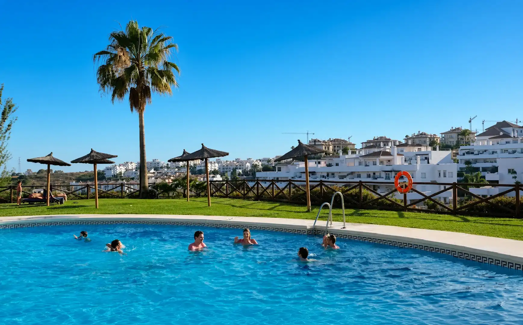 Habitatge amb piscina en venda a Selwo
