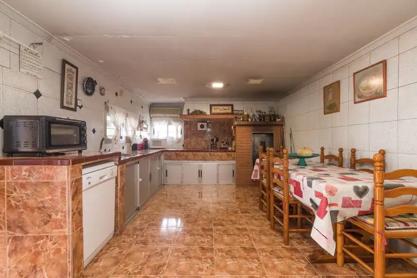 Cuina de Casa o xalet en venda en Tibi amb Aire condicionat, Piscina i Moblat