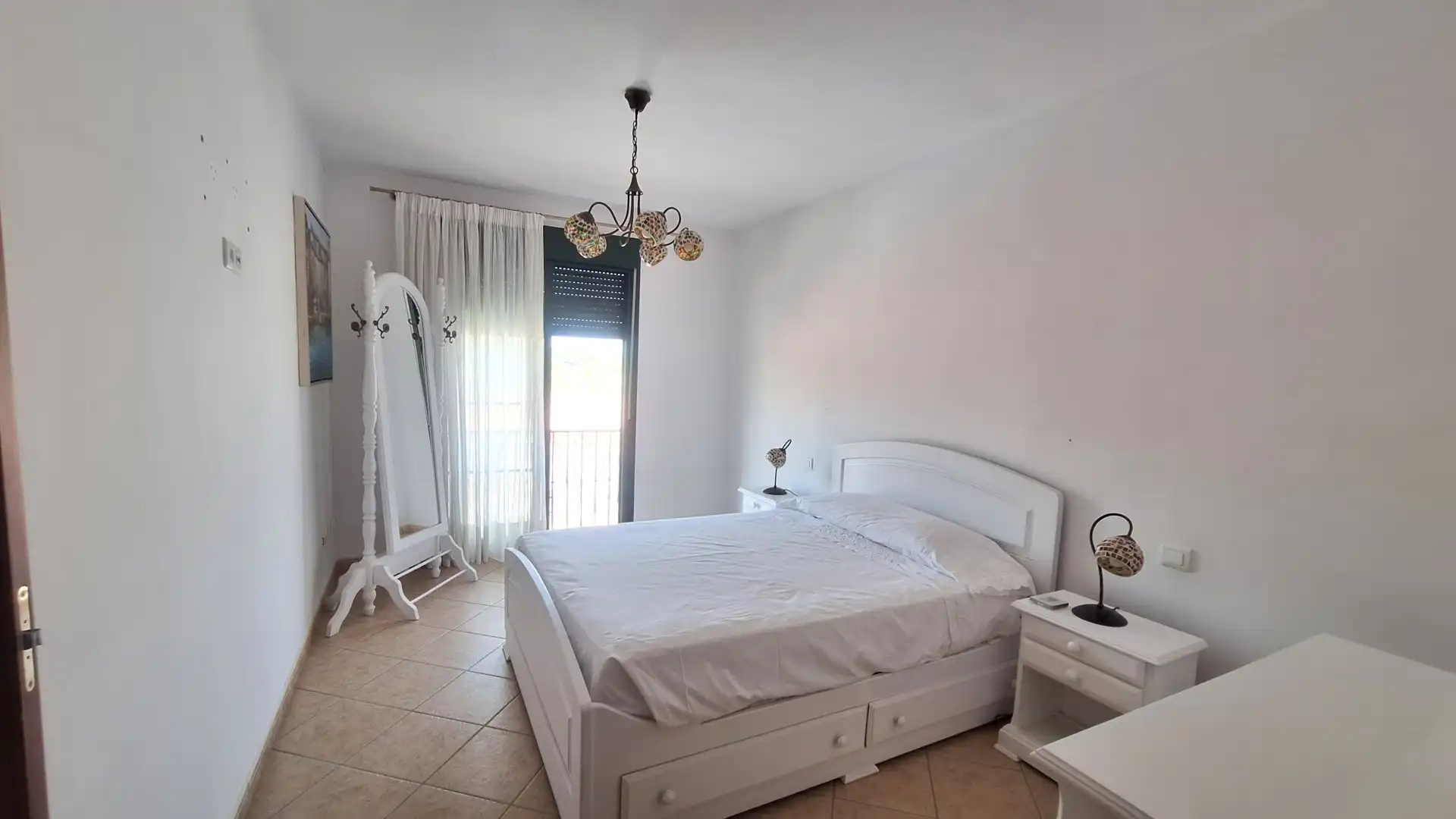 Dormitori de Casa adosada en venda en Estepona amb Terrassa