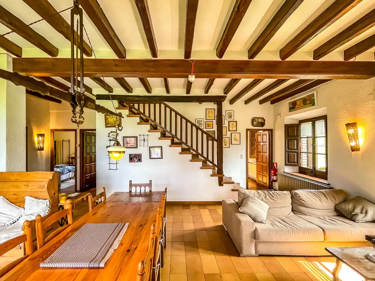 Sala de estar de Finca rústica en venta en Rupit i Pruit con Jardín privado