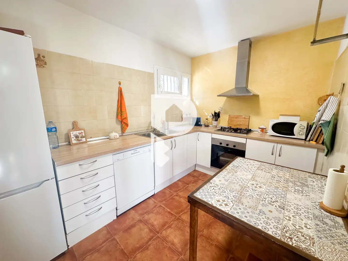 Cuina de Casa o xalet en venda en Esparreguera amb Aire condicionat, Calefacció i Jardí privat