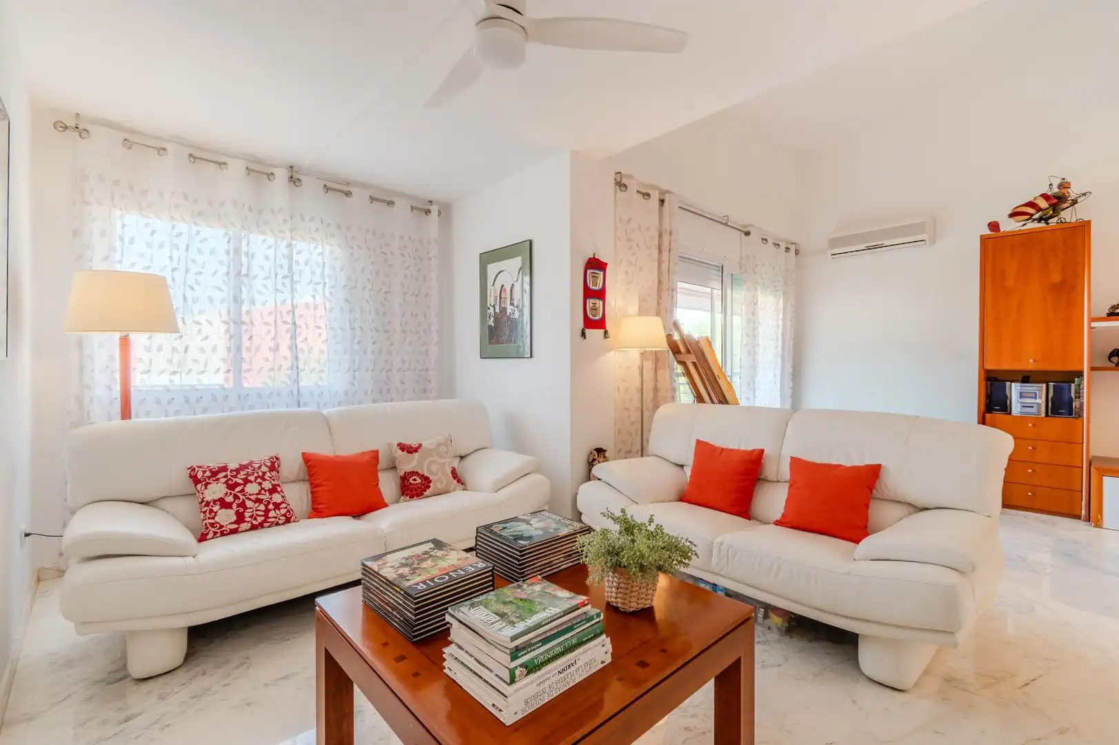 Living room of Duplexes for sale in Girona  with Heating and Balcony