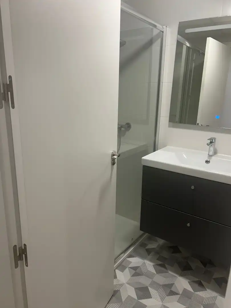 Bany de Apartament de lloguer en Murcia amb Aire condicionat, Calefacció i Moblat