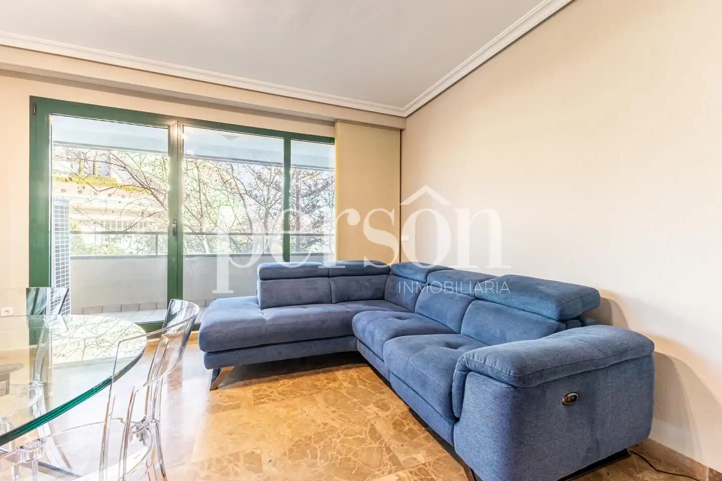 Living room of Flat for rent in Valencia  with Air Conditioner, Terrace and Furnished