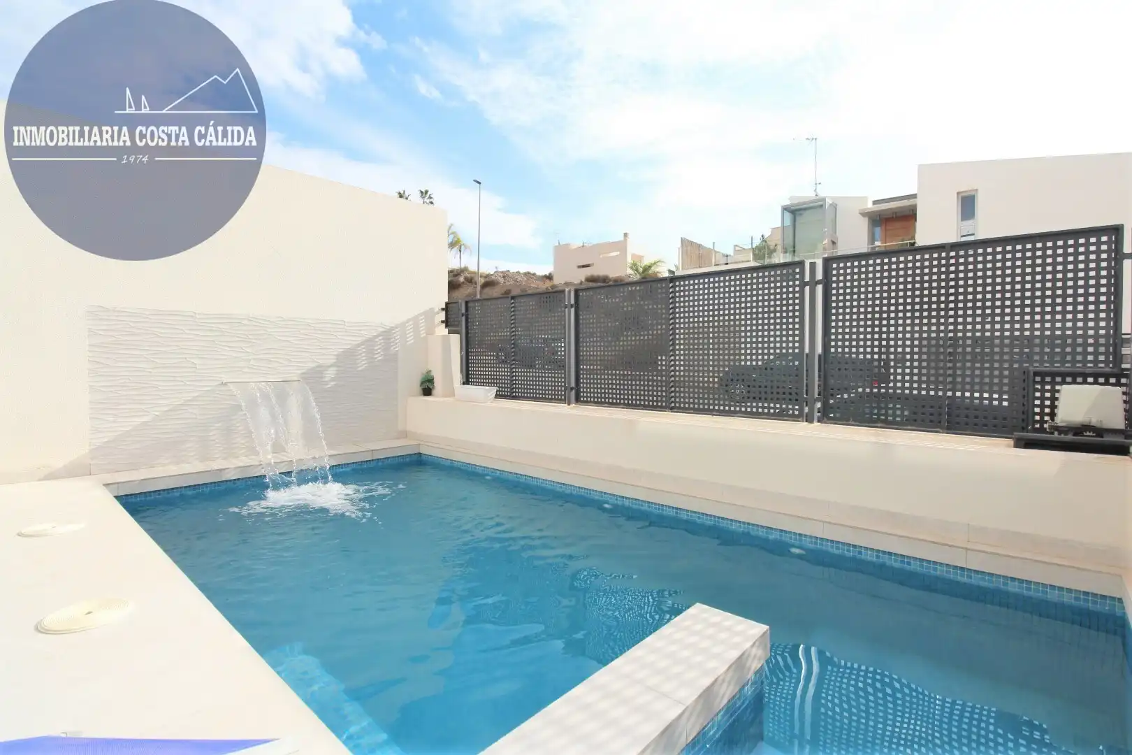 Piscina de Casa adosada en venta en Águilas con Aire acondicionado, Calefacción y Jardín privado