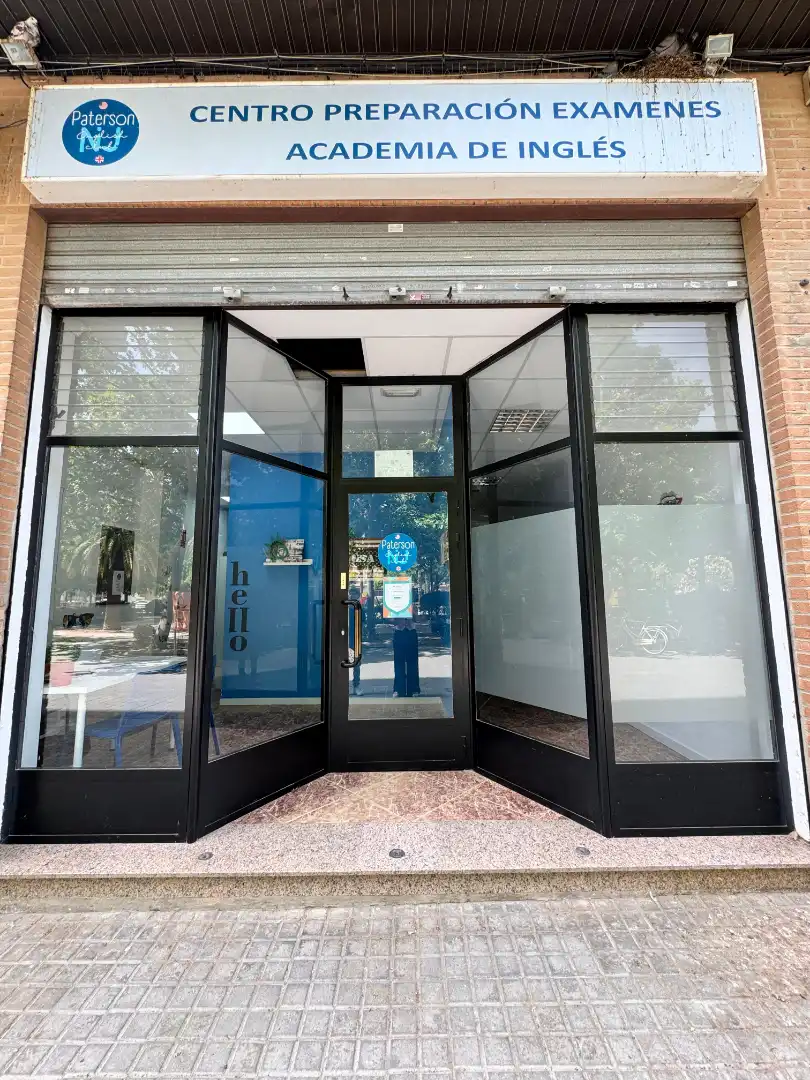 Geschaftsraum zur Miete in Valencia