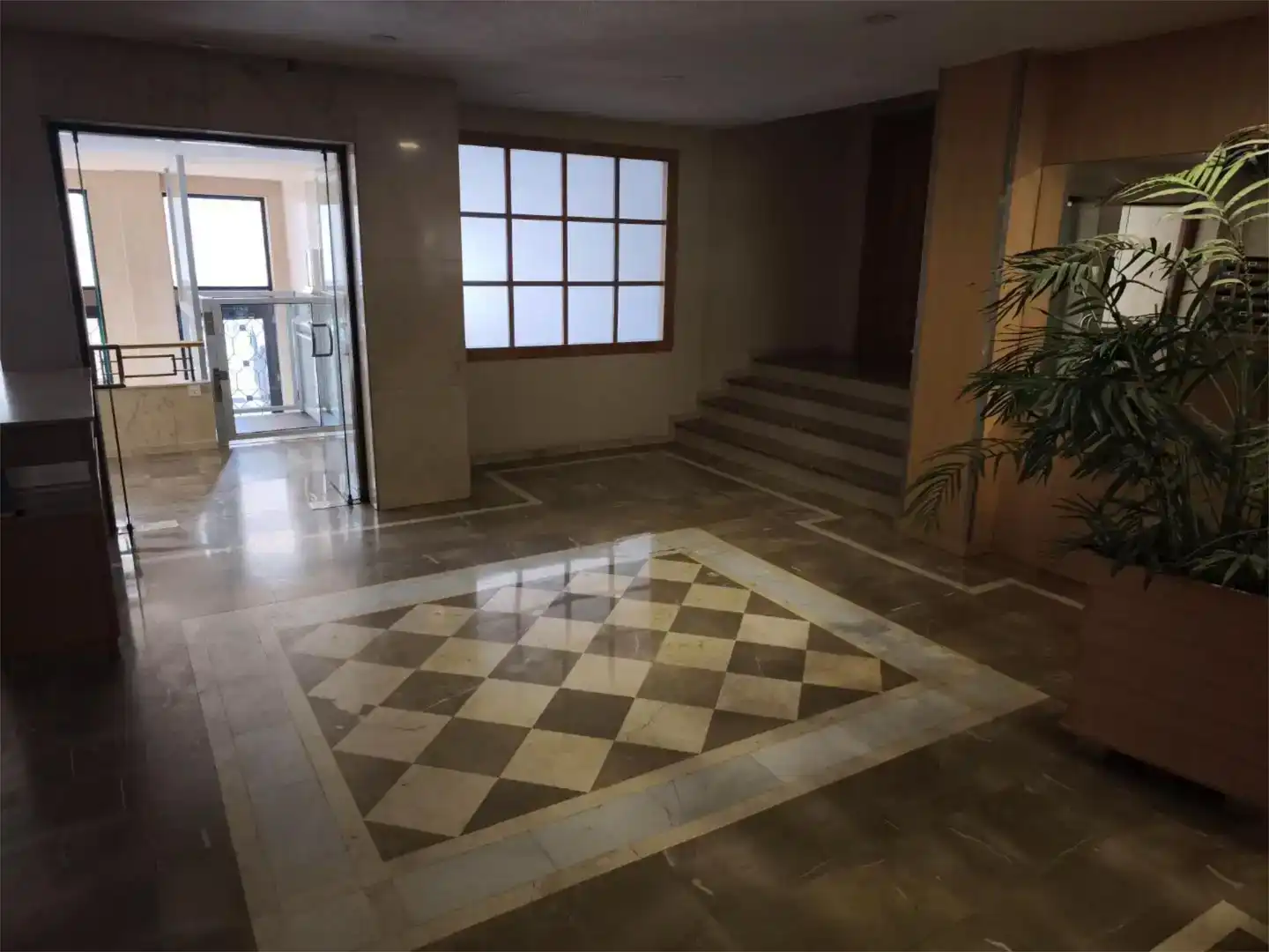 Piso en venta en  Granada Capital con Aire acondicionado y Balcón