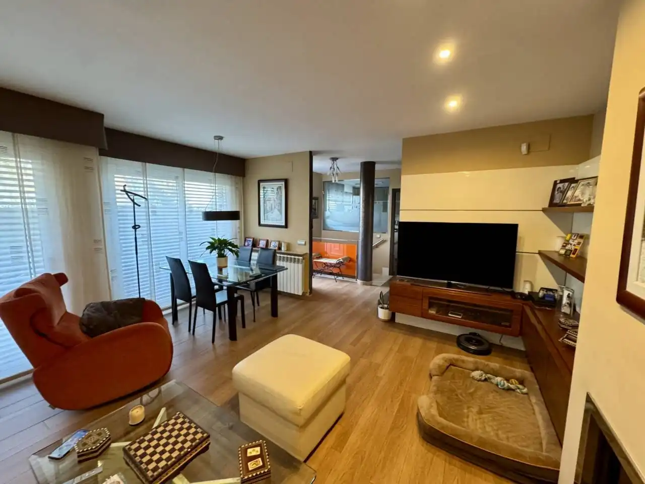 Living room of Houses for sale in Cerdanyola del Vallès  with Air Conditioner, Heating and Private garden