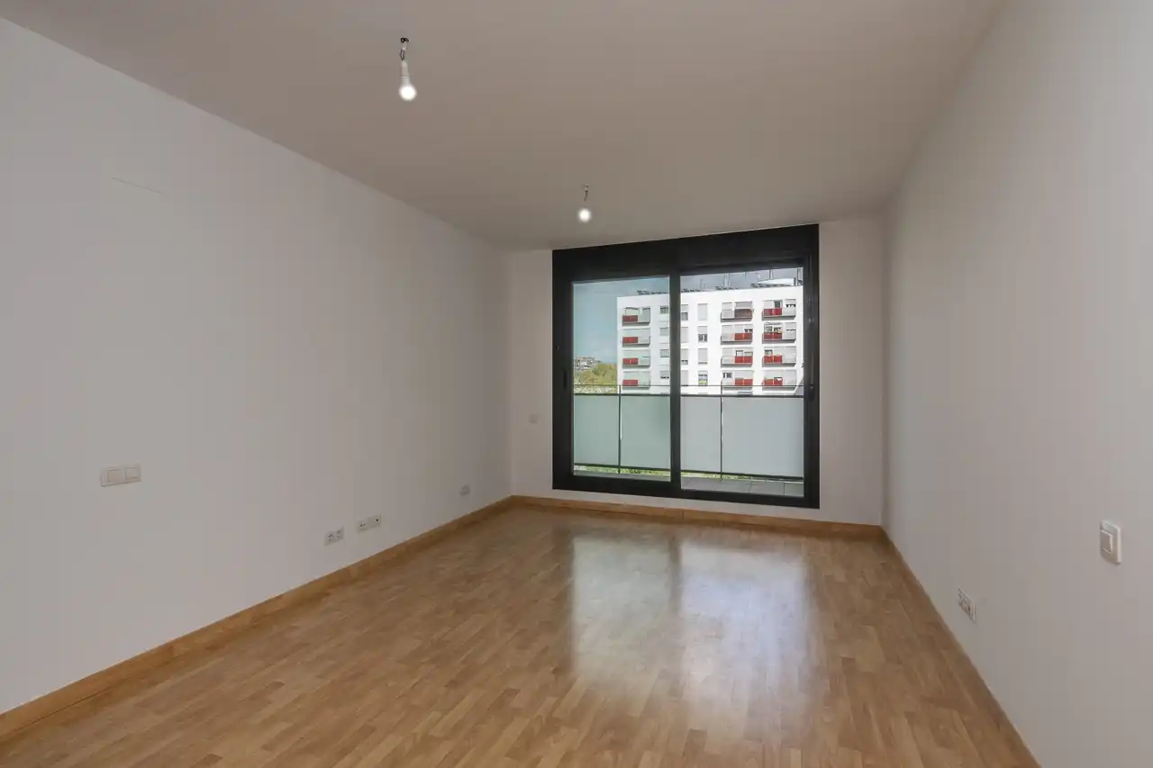 Sala d'estar de Pis en venda en Barcelona amb Aire condicionat, Terrassa i Traster