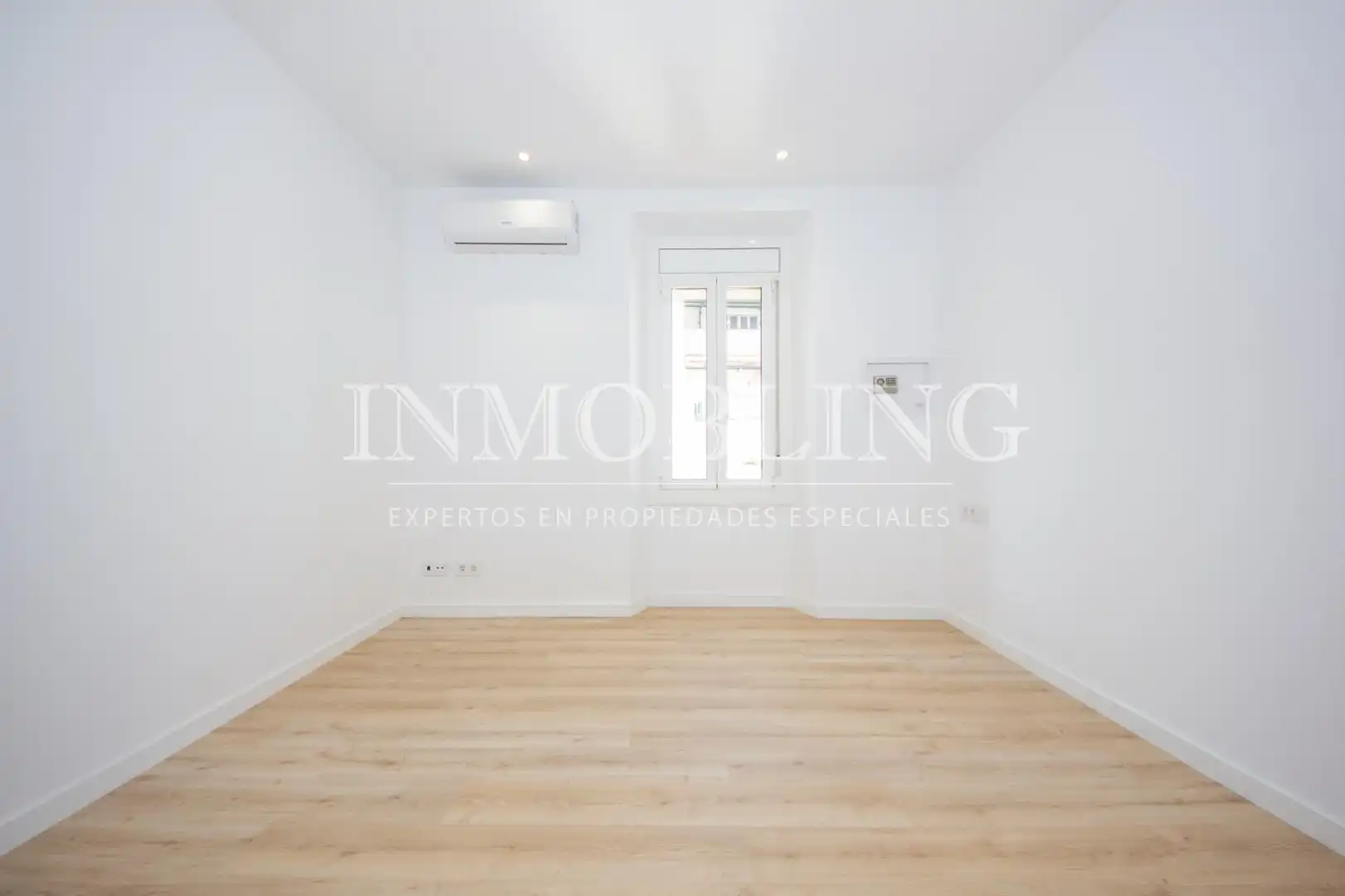 Habitación de Piso de alquiler en Mataró con Aire acondicionado y Parquet