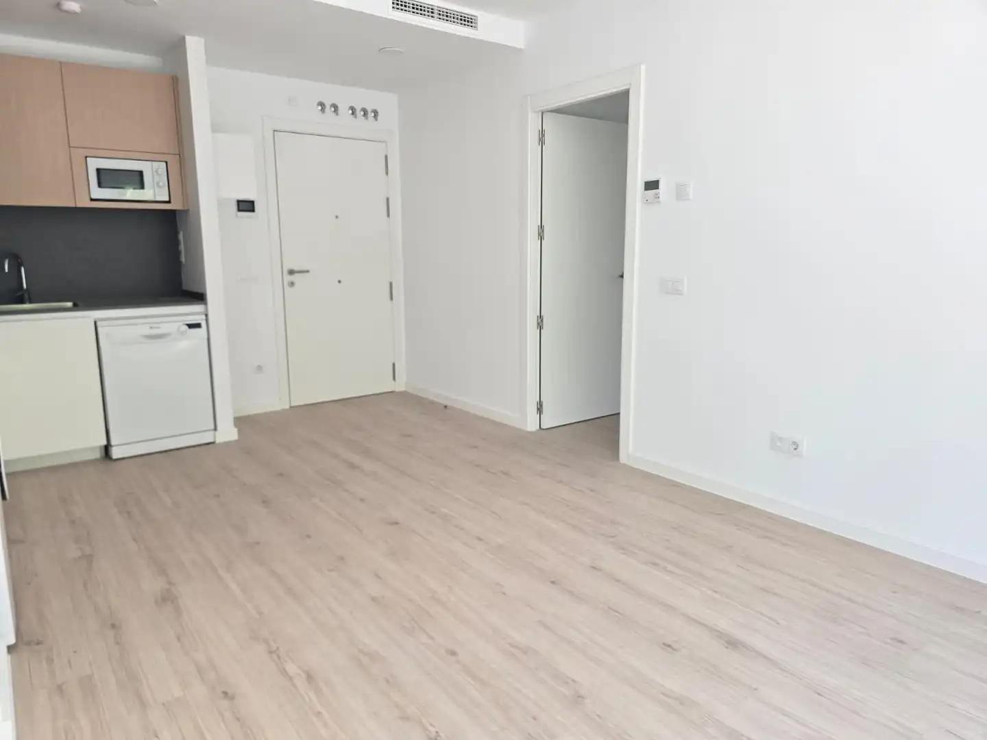 Pis de lloguer en Sant Adrià de Besòs amb Aire condicionat, Calefacció i Parquet