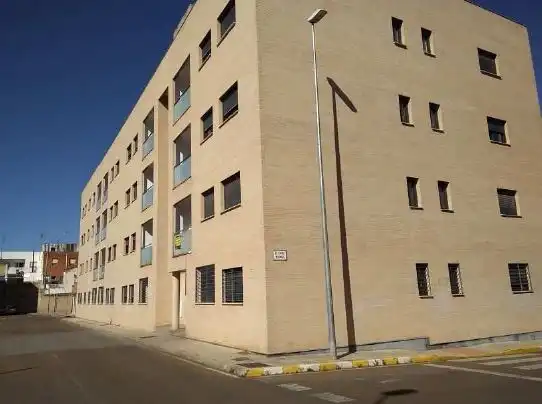 Vista exterior de Garatge en venda en Almendralejo, Badajoz