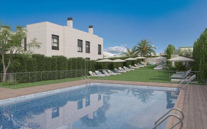 Swimming pool of Flat for sale in Badajoz Capital  with Air Conditioner