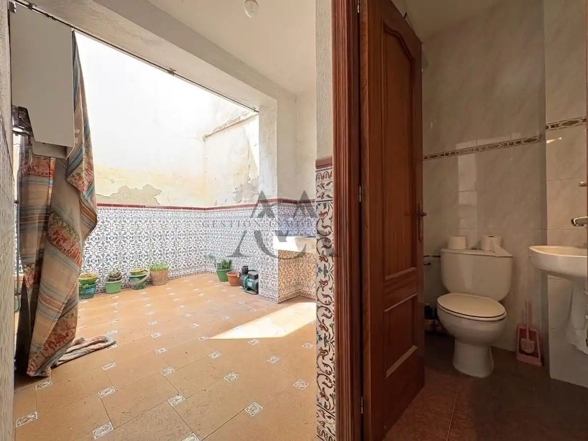 Baño de Casa o chalet en venta en Lucena con Terraza