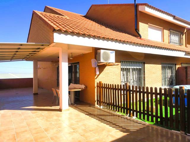 Casa-chalet en Venta en Madrid en Esquivias