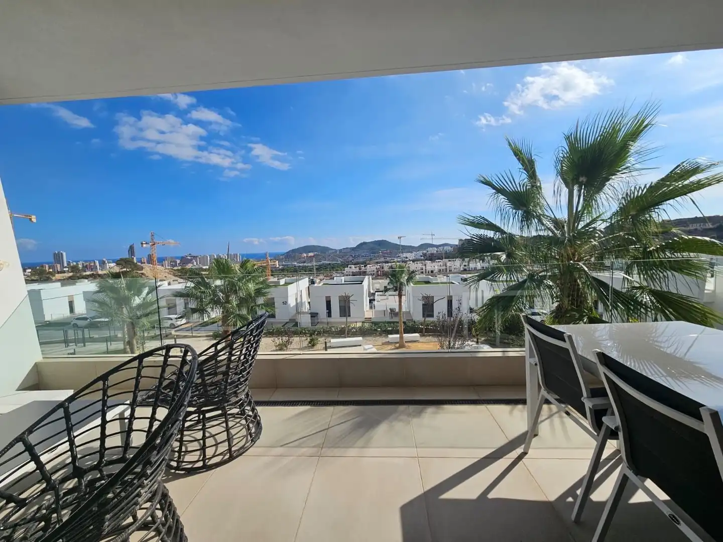 Terraza de Ático de alquiler en Finestrat con Aire acondicionado, Calefacción y Jardín privado
