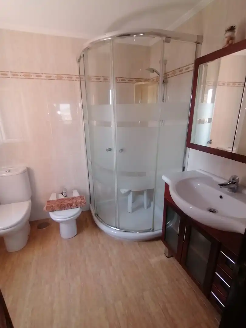 Bathroom of Flat for rent in Gijón   with Heating, Parquet flooring and Furnished