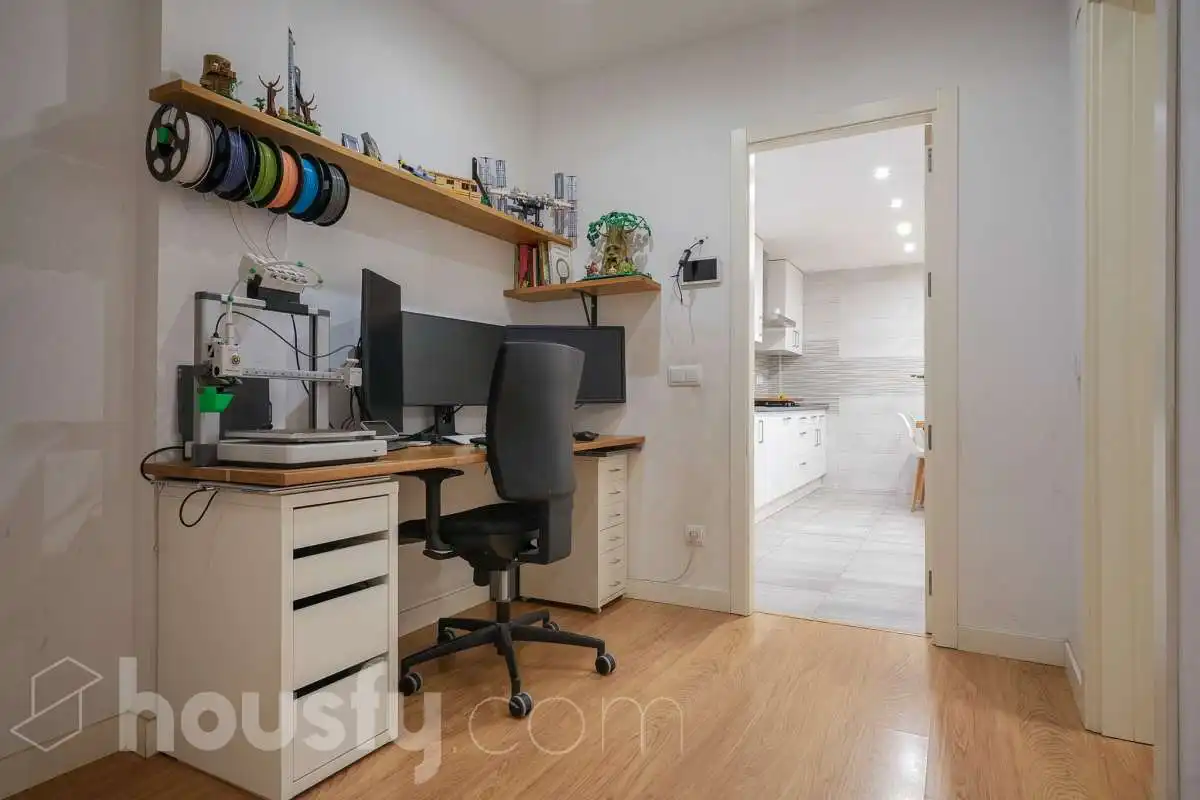 Einfamilien-Reihenhaus zum Verkauf in San Sebastián de los Reyes mit Klimaanlage, Heizung und Terrasse
