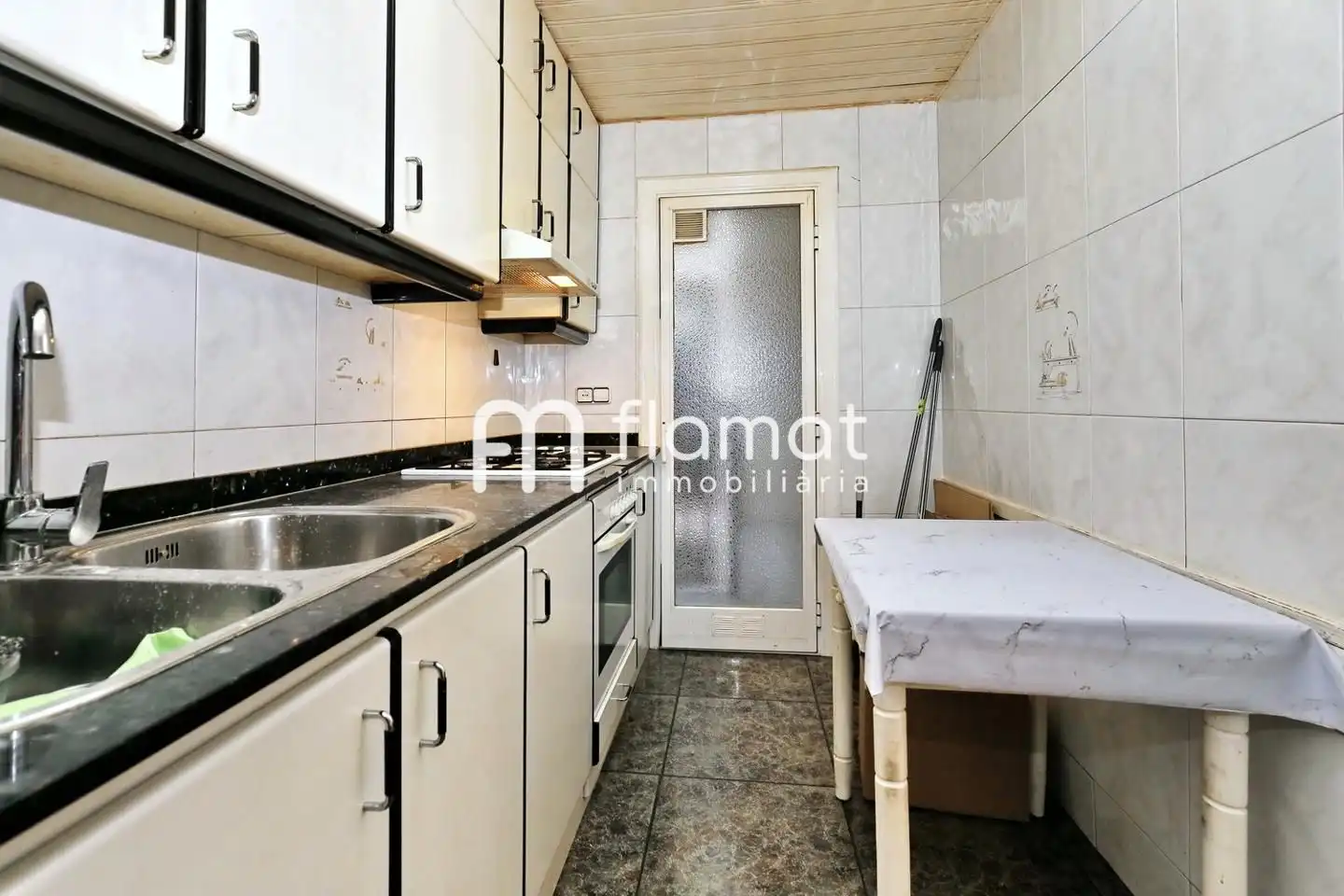 Cocina de Piso en venta en Santa Coloma de Gramenet con Aire acondicionado y Balcón