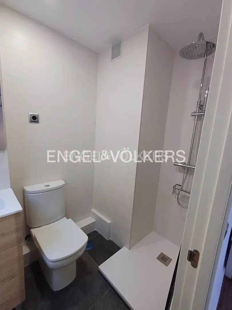 Balcony of Flat for rent in Madrid  with Air Conditioner, Heating and Terrace