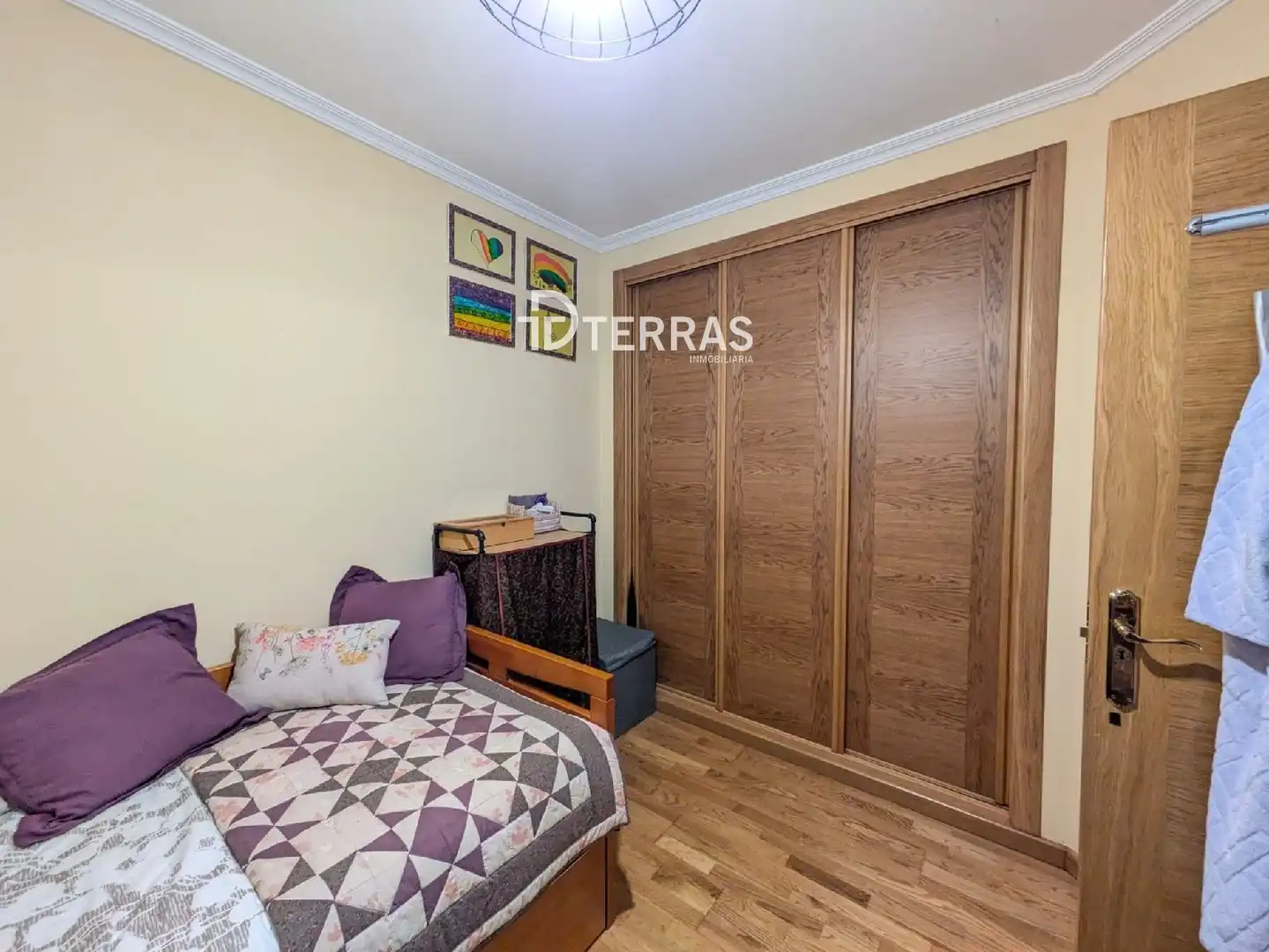 Habitación de Piso en venta en Campo Lameiro con Calefacción, Trastero y Amueblado