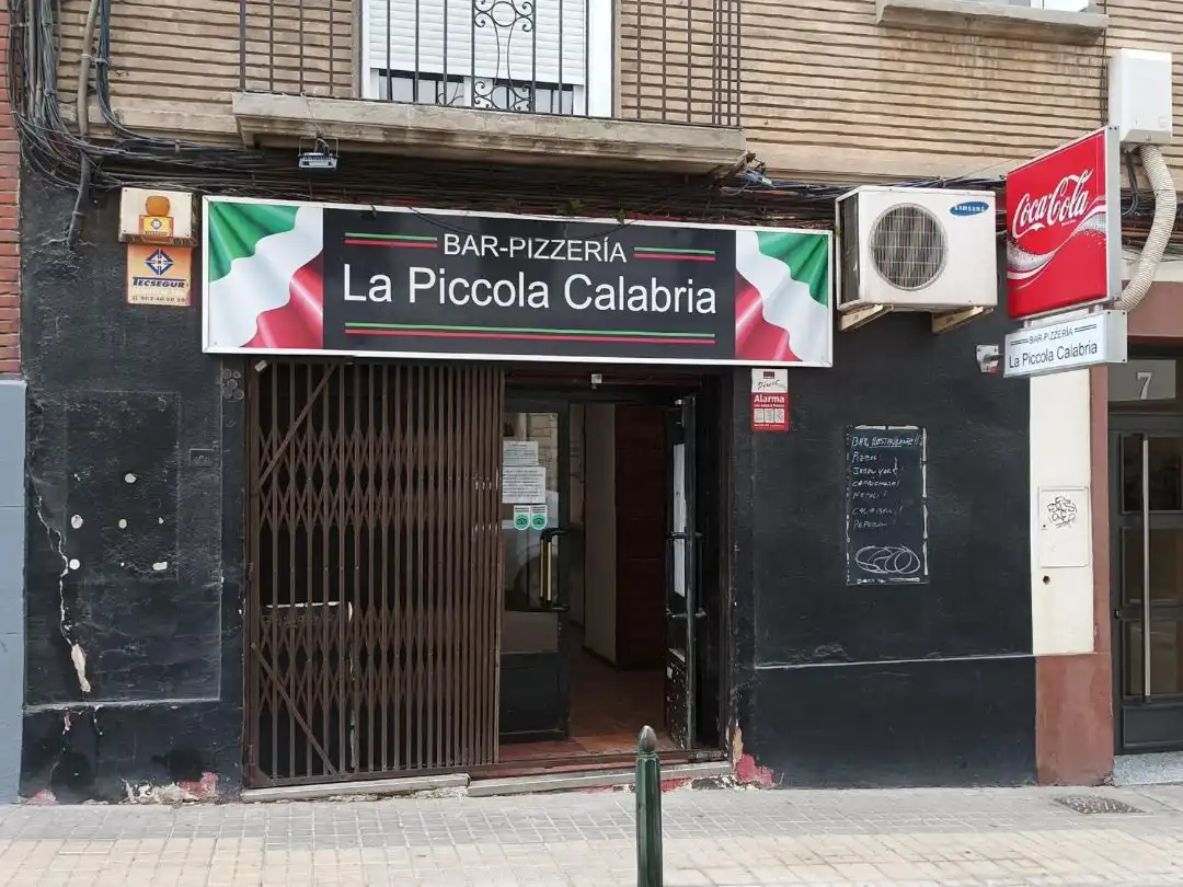 Gewerbefläche zum Verkauf in CALLE SEVILLA 7