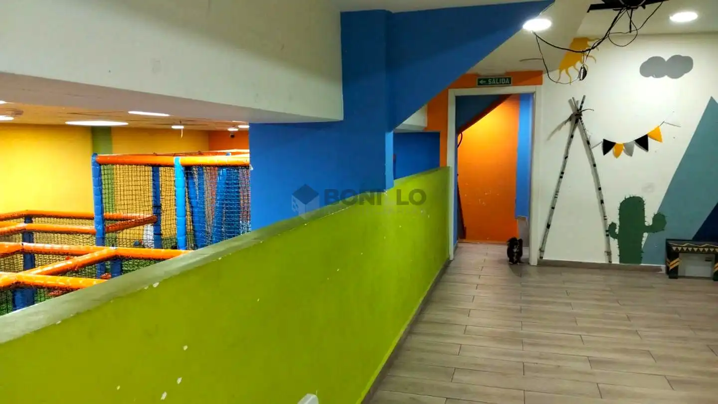 Local de alquiler en Teruel con Aire acondicionado y Amueblado