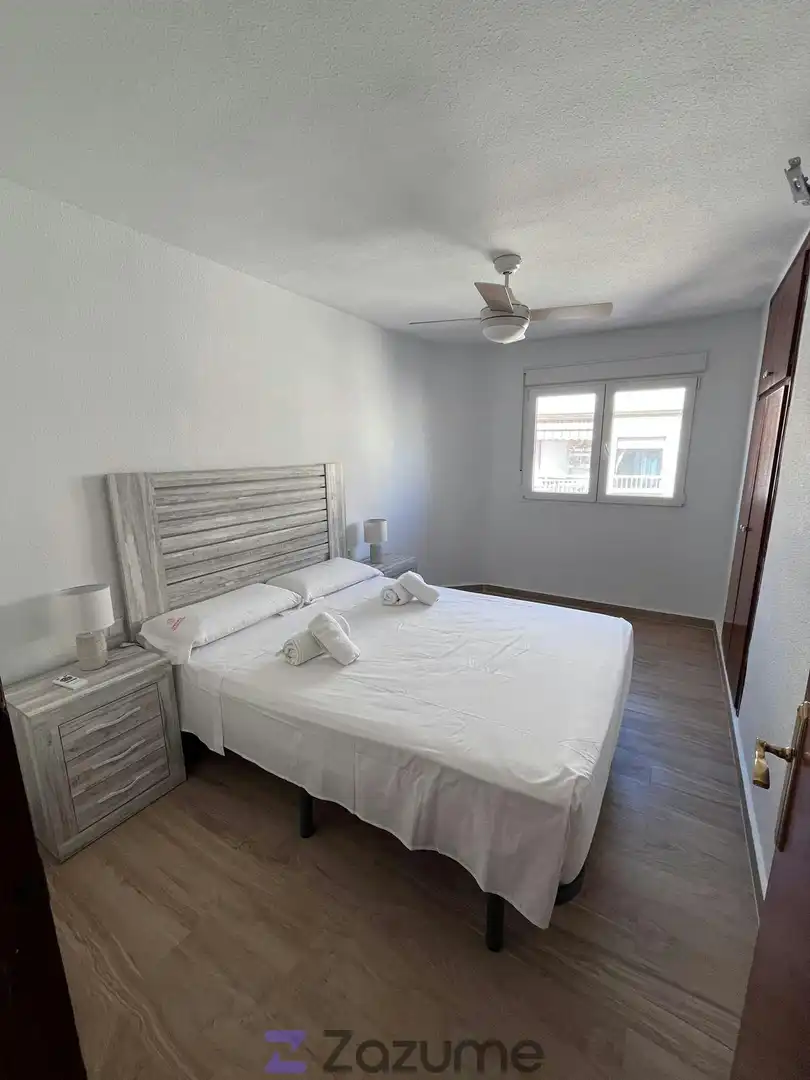 Bedroom of Flat for rent in Torrevieja  with Air Conditioner, Furnished and Oven