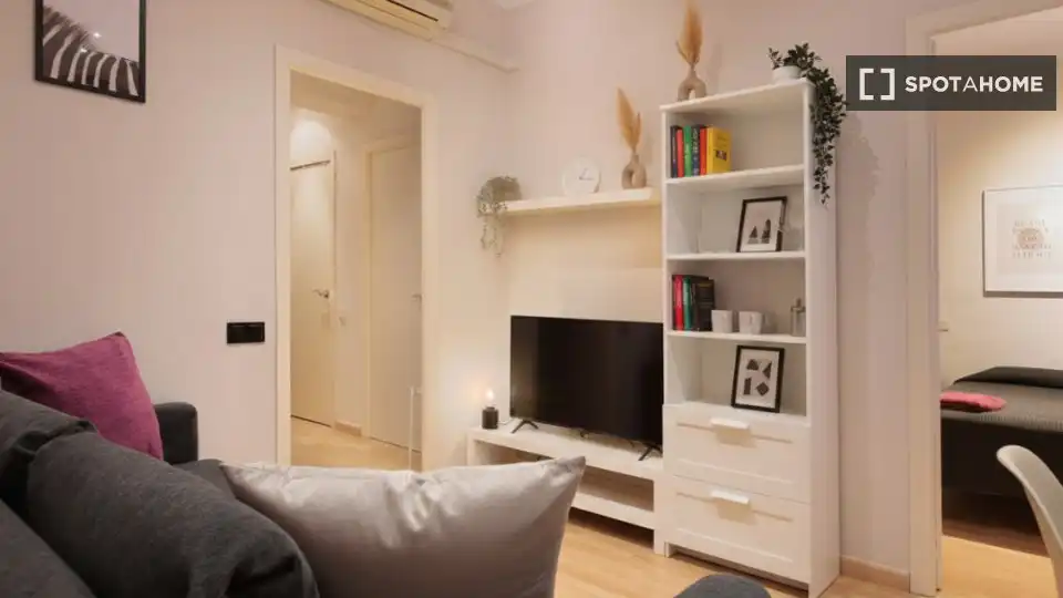 Living room of Flat for rent in Barcelona  with Air Conditioner, Heating and Furnished