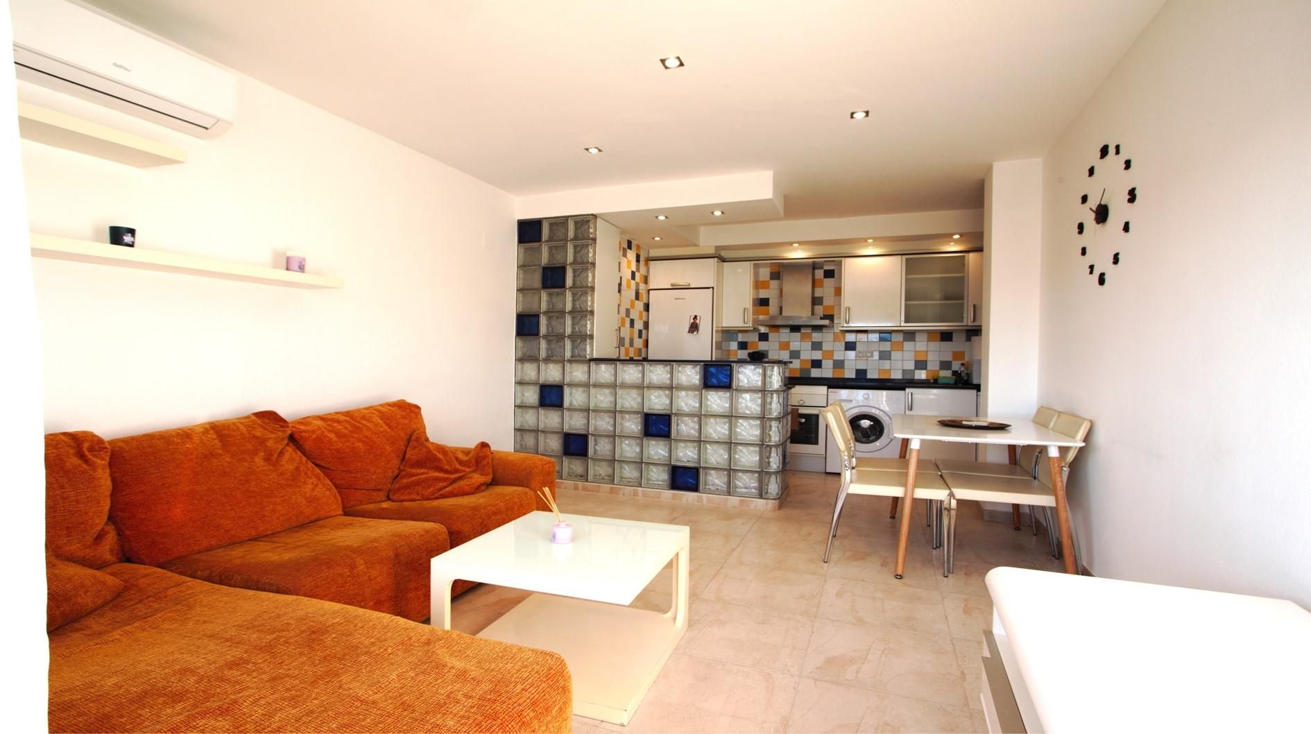 Living room of Apartment for sale in Vandellòs i l'Hospitalet de l'Infant  with Heating, Terrace and Oven