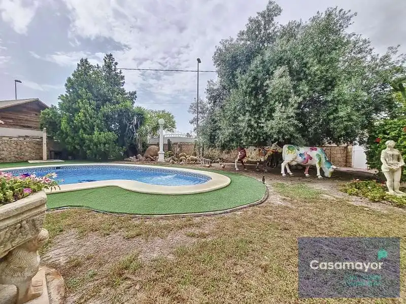 Houses for sale in Sol y Luz