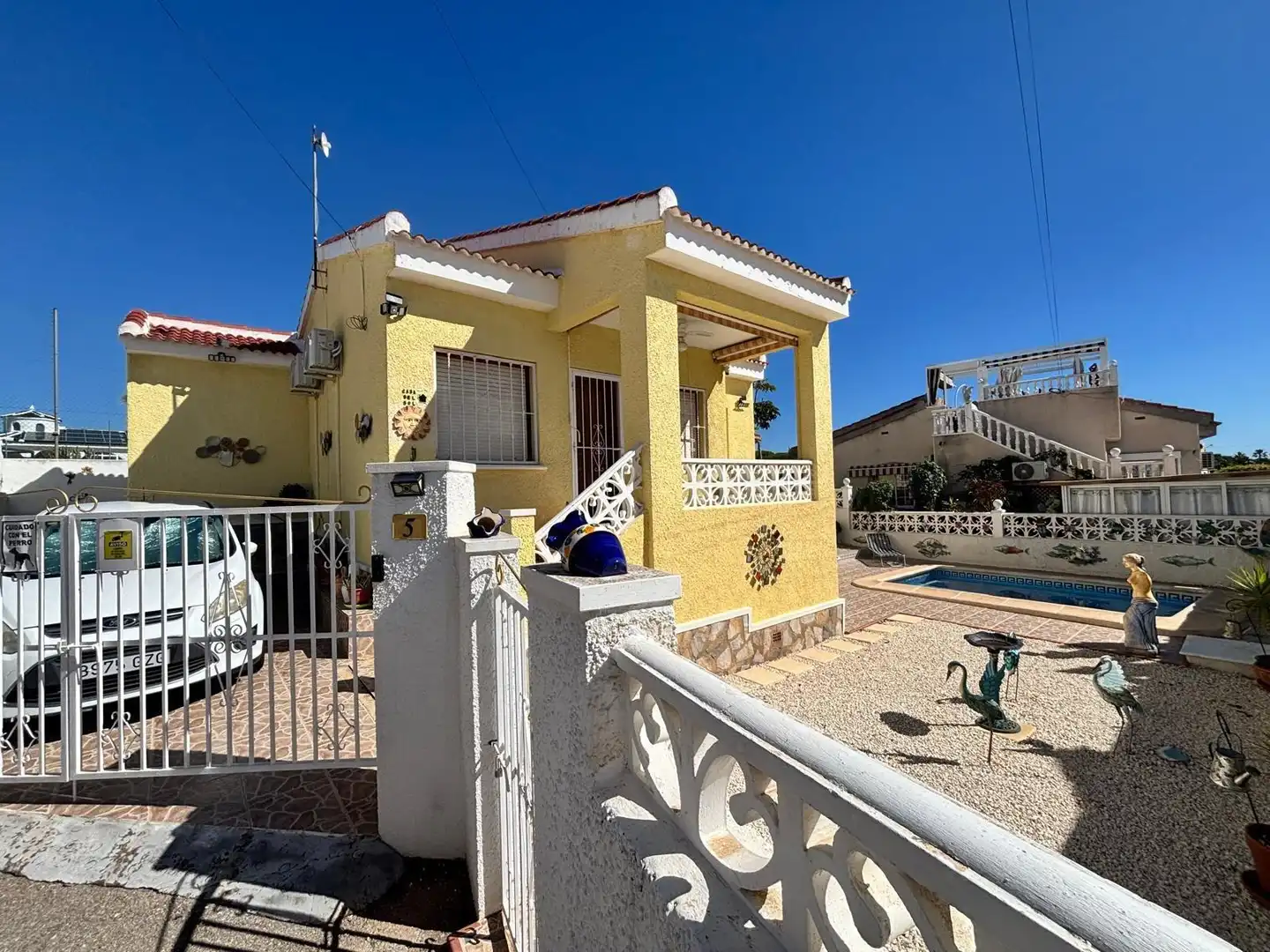 Vista exterior de Casa o chalet en venta en Rojales con Jardín privado, Terraza y Piscina