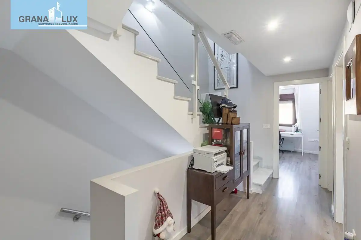 Houses for sale in Granada  with Air Conditioner, Heating and Terrace