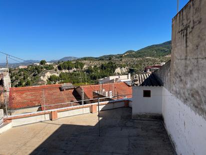 Vista exterior de Casa adosada en venda en Alcoy / Alcoi amb Terrassa