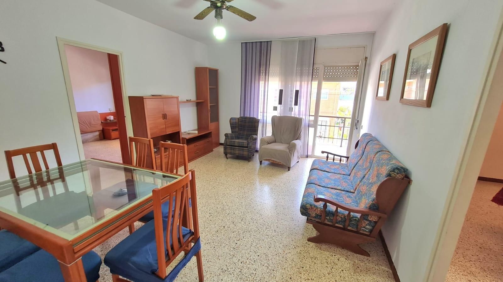 Sala d'estar de Pis en venda en Calafell amb Terrassa i Piscina comunitària