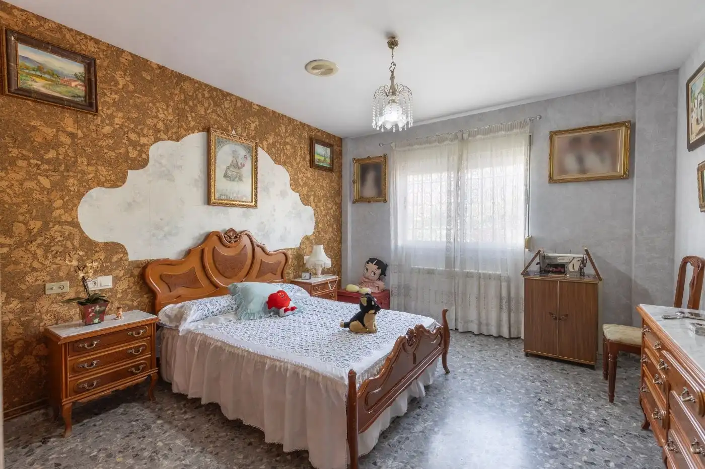 Schlafzimmer von Haus oder Chalet zum Verkauf in Víznar mit Klimaanlage, Heizung und Privatgarten
