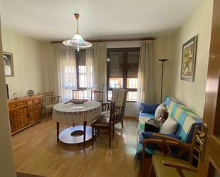 Sala d'estar de Apartament en venda en Valdepeñas