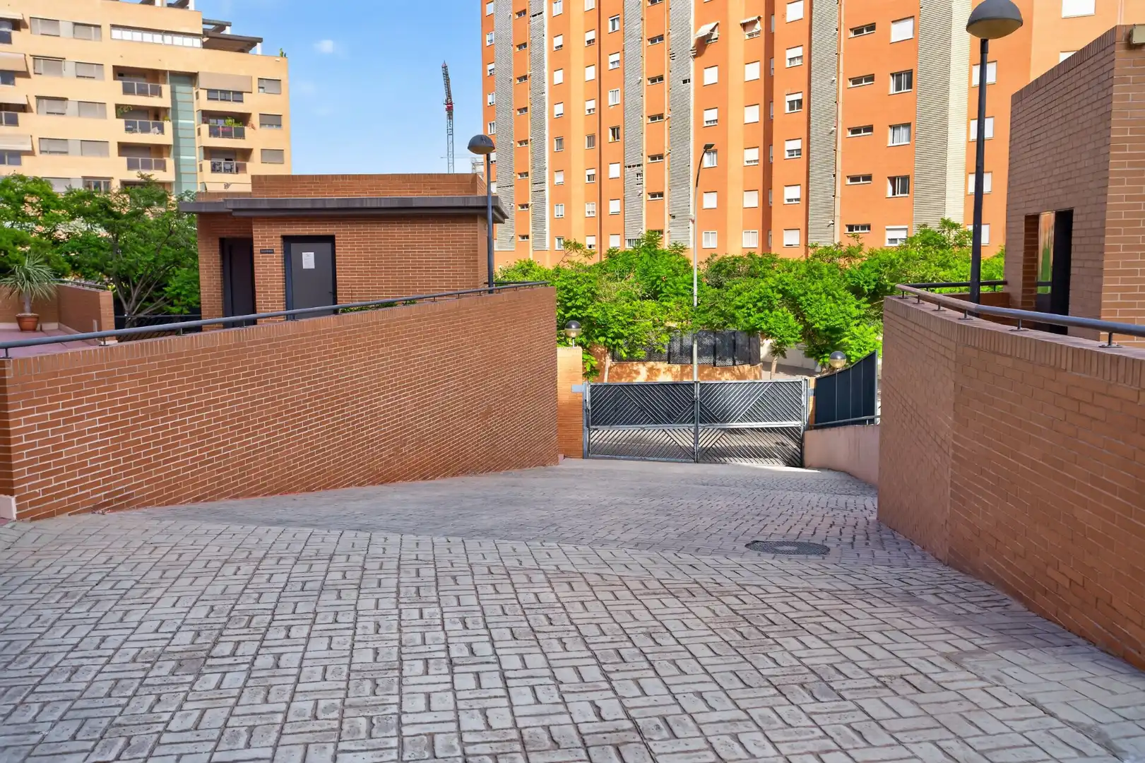 Vista exterior de Àtic en venda en Alicante / Alacant amb Calefacció, Terrassa i Piscina comunitària