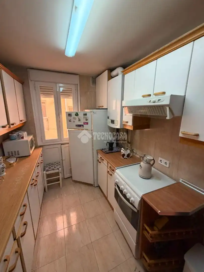 Kitchen of Flat for sale in Madrid