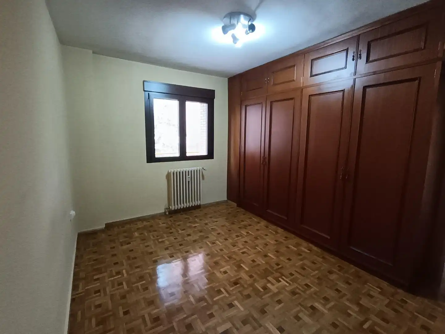 Schlafzimmer von Wohnung zur Miete in Valladolid mit Terrasse