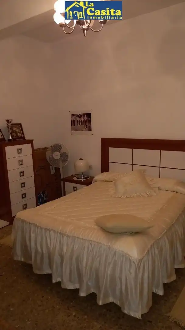 Flat for sale in Calle Ramón y Cajal, Almagro