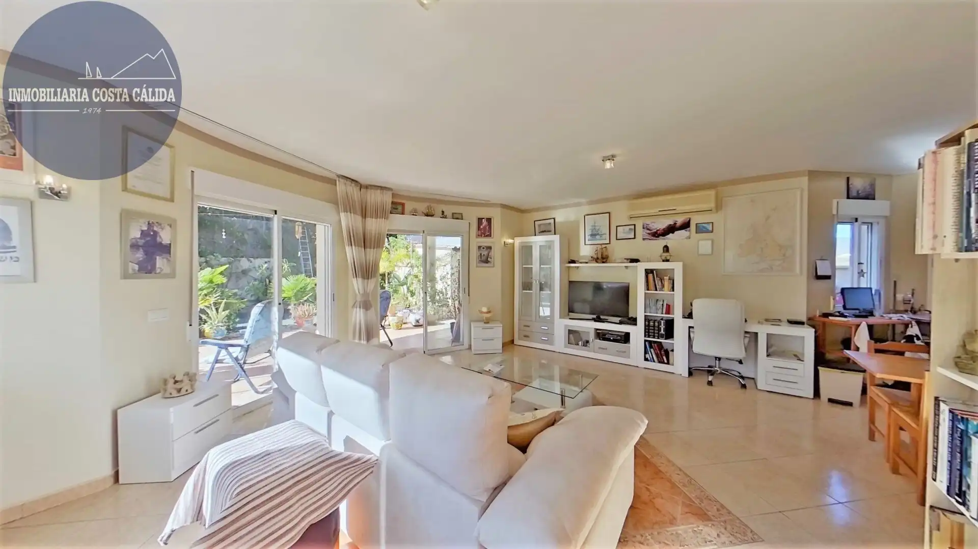 Sala de estar de Casa o chalet en venta en Águilas con Aire acondicionado, Calefacción y Jardín privado