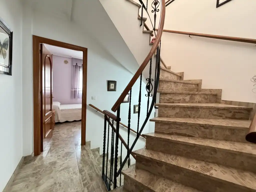 Casa o xalet en venda en Córdoba amb Terrassa i Balcó