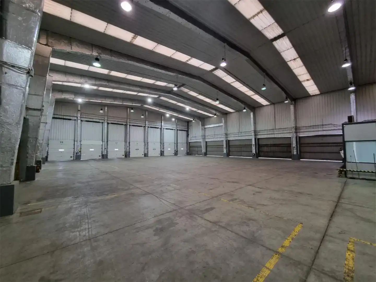 Fabrikhallen zur Miete in Benavente