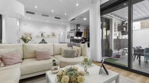 Foto 2 de Casa adosada en venta en C. Angel Sierra Media Villa, Umbrete, Sevilla