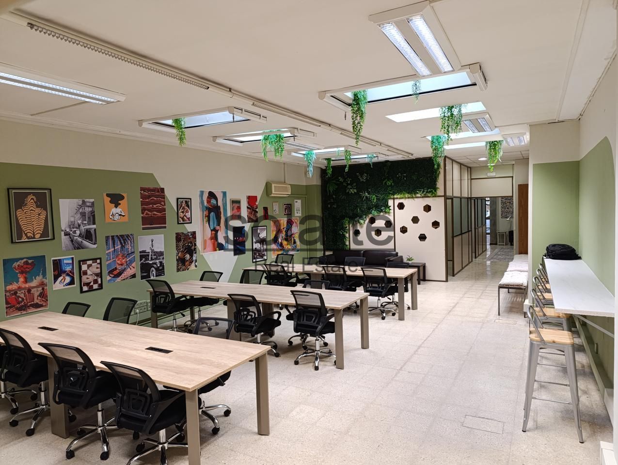 Local de alquiler en Carrer dels Comtes de Bell-Lloc, Sants , Sants - Montjuïc