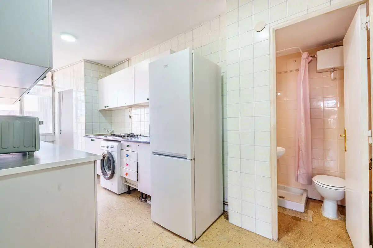 Küche von Wohnung zum Verkauf in Madrid mit Heizung, Terrasse und Ofen